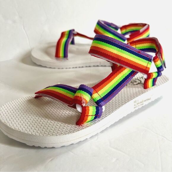 Sole Mates RainbowCore Velcro Strap Hiking Comfort Quick Dry Sandals NWOT Size 8 - Picture 1 of 10